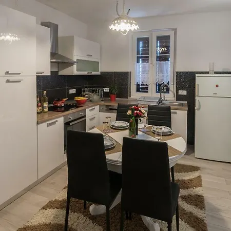 Batinica Apartment