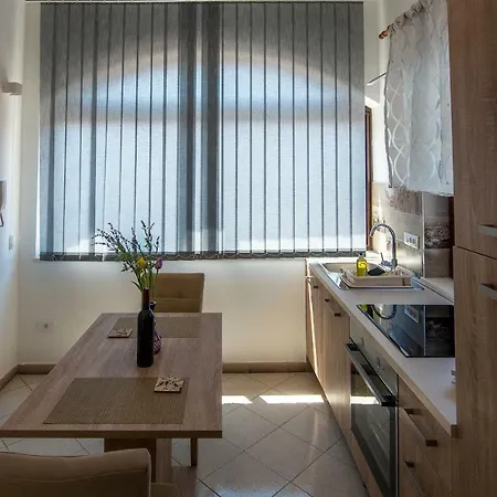 Batinica Apartment *